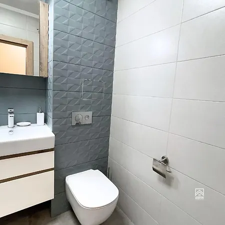 Cozy 1 Bedroom Near Mall And Metro Apartamento